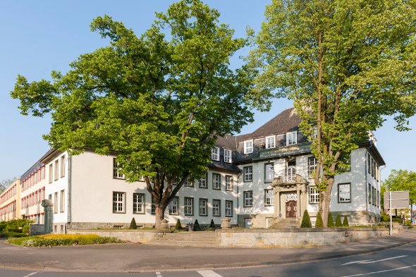 Municipal administration in the Old District Hall from Alleestraße