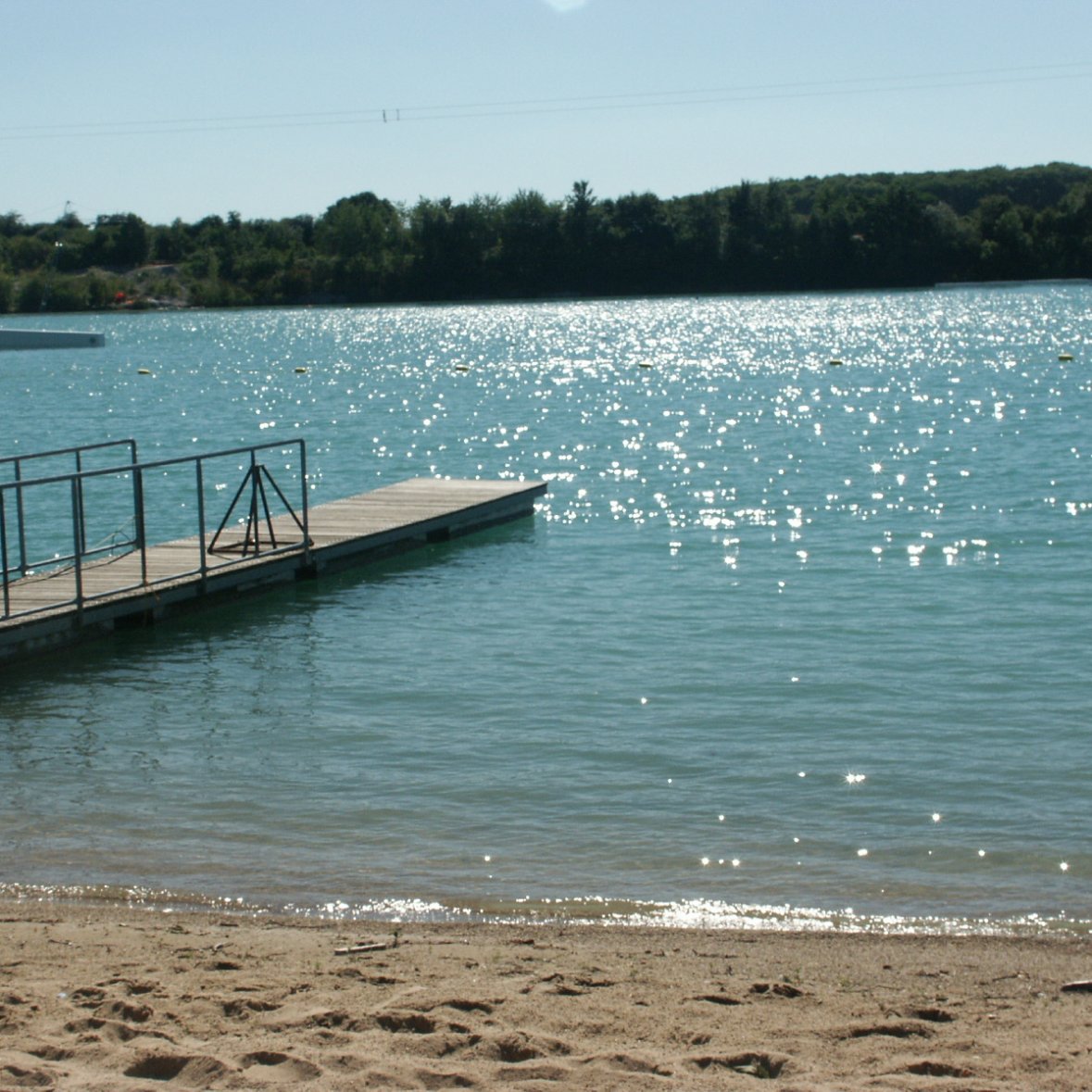 Tuttenbrocksee im Sonnenlicht